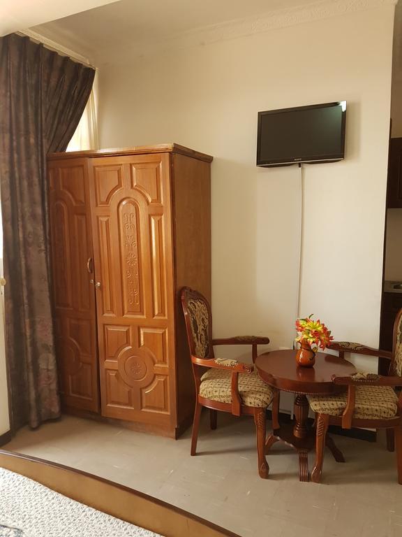 Comfort Zone Guest House & Pension Addis Ababa Exterior photo